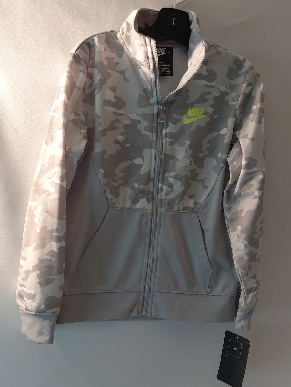 Nike Light Gray Boys Jacket Size 7. Stand Up Colar.
